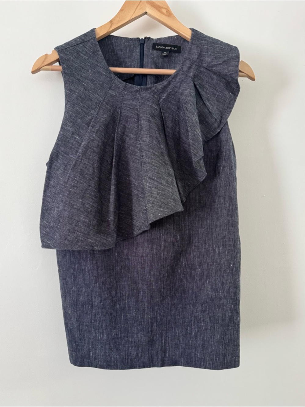 Banana Republic Linen Blend Ruffle Sleeve Sheath Dress Womens 12 Blue Textured